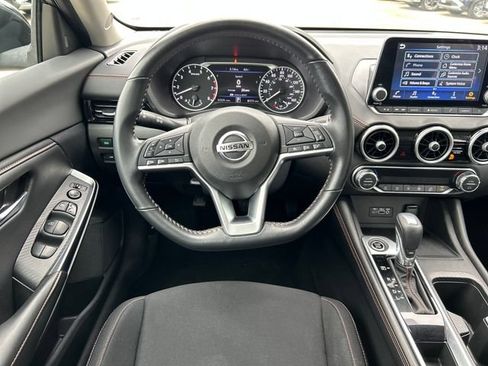 Used 2022 Nissan Sentra SR FWD image 18