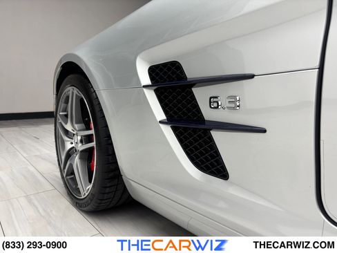 Used 2013 Mercedes-Benz SLS AMG GT Coupe image 17