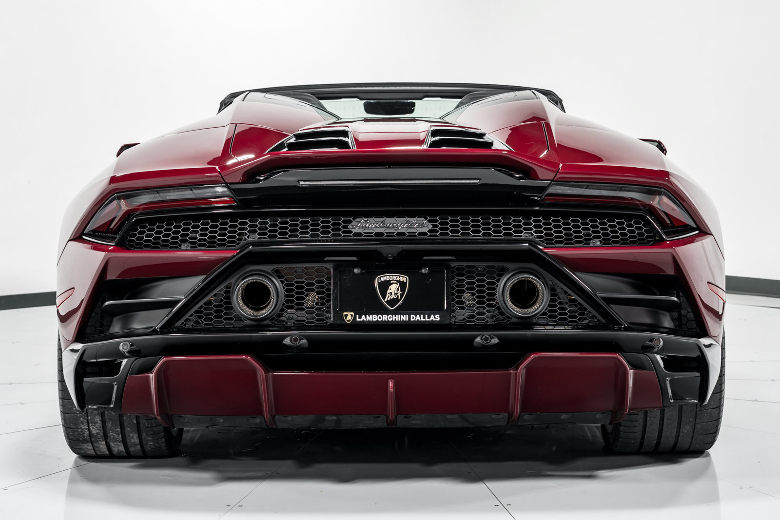 Used 2022 Lamborghini Huracan EVO RWD image 4