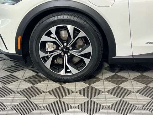 Used 2024 Ford Mustang Mach-E Select image 10