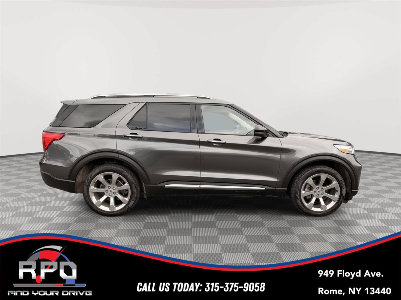 Used 2020 Ford Explorer Platinum w/ Premium Technology Package AWD/4WD image 6