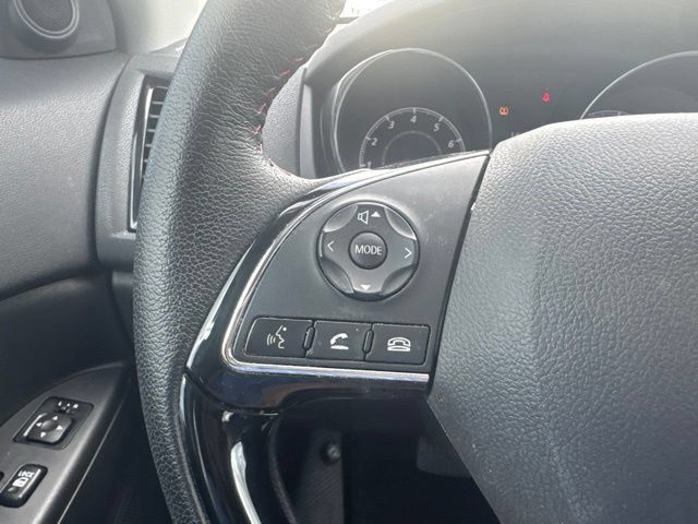 Used 2023 Mitsubishi Outlander Sport ES AWD/4WD image 11