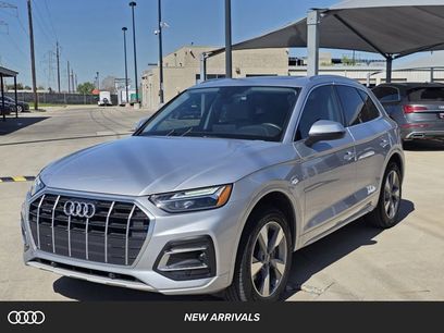 Used 2023 Audi Q5 Premium w/ Convenience Package
