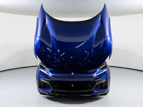 Used 2024 Ferrari Purosangue image 8