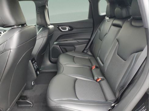 New 2026 Jeep Compass Latitude AWD/4WD image 28