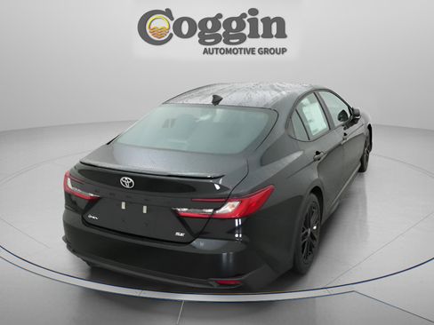 New 2026 Toyota Camry SE FWD image 15