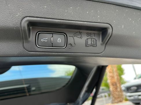 Certified 2025 Ford Explorer ST-Line w/ Premium Package RWD image 23