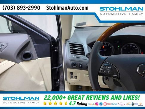 Used 2011 Lexus ES 350 w/ Preferred Accessory Package FWD image 16