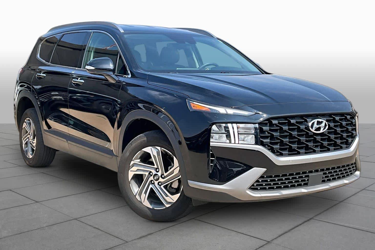 Used 2023 Hyundai Santa Fe SEL w/ Cargo Package AWD/4WD image 3