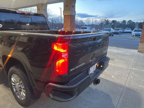 Used 2022 Chevrolet Silverado 2500 High Country image 7