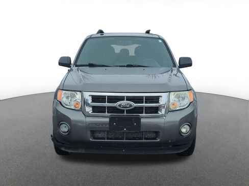 Used 2011 Ford Escape XLT image 9