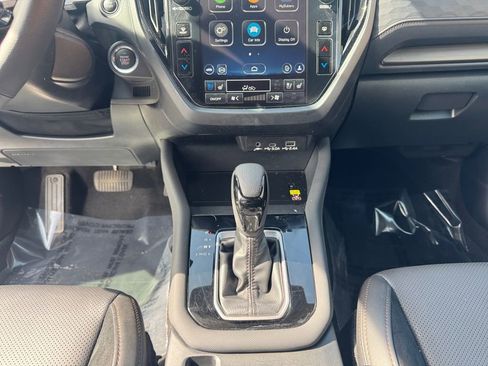 Certified 2025 Subaru Forester Touring AWD/4WD image 11