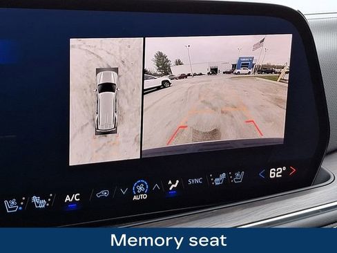 Used 2025 Chevrolet Tahoe Premier AWD/4WD image 13