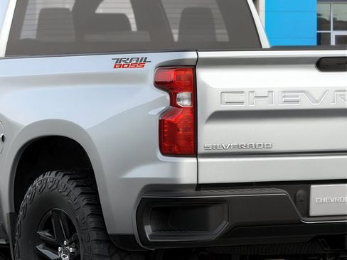 New 2026 Chevrolet Silverado 1500 Custom Trail Boss AWD/4WD image 8