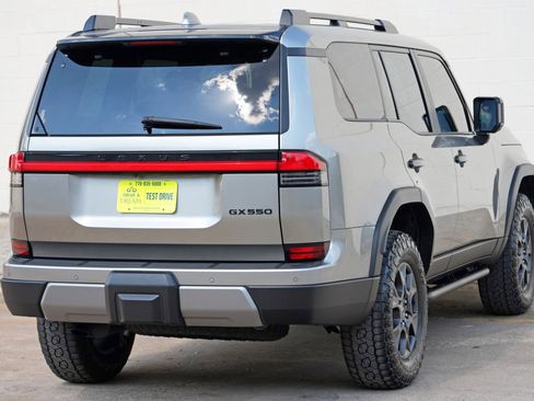 Used 2024 Lexus GX 550 AWD/4WD image 56