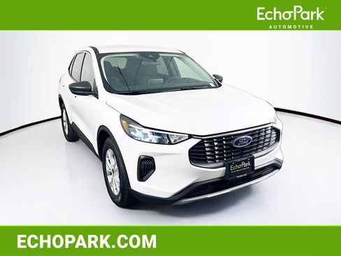 Used 2024 Ford Escape Active FWD image 1