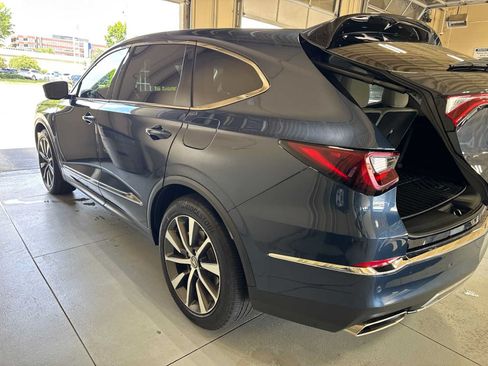 Used 2025 Acura MDX SH-AWD w/ Technology Package image 5