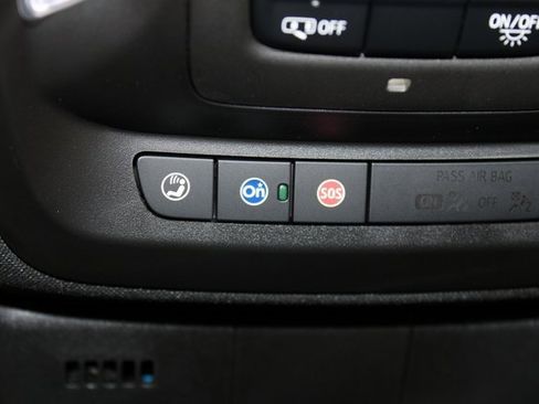 Used 2025 Cadillac CT5 V w/ Technology Package image 45