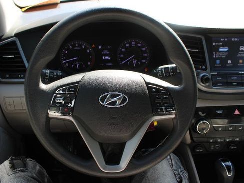Used 2018 Hyundai Tucson SEL FWD image 9