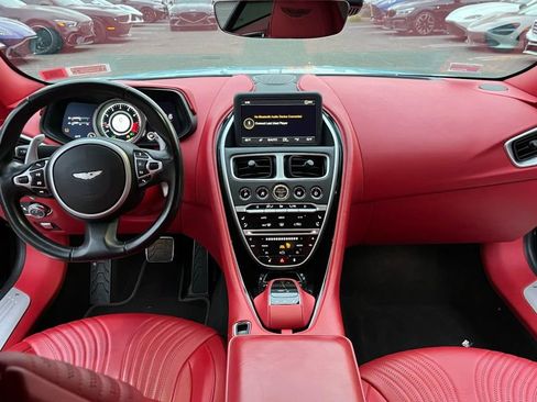 Used 2018 Aston Martin DB11 V12 image 14