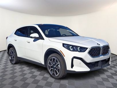 New 2025 BMW X2 xDrive28i w/ Premium Package
