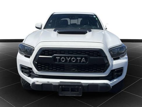Used 2019 Toyota Tacoma TRD Pro AWD/4WD image 8