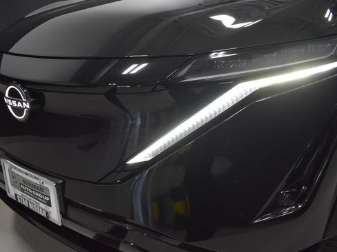 Certified 2023 Nissan Ariya AWD image 11