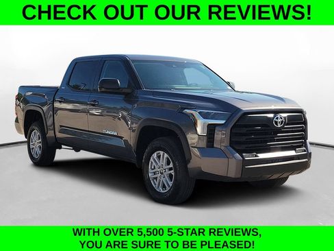 Used 2023 Toyota Tundra SR5 w/ SR5 Premium Package AWD/4WD image 3