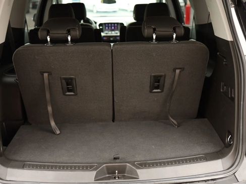 Used 2020 GMC Acadia SLE w/ Driver Convenience Package image 39