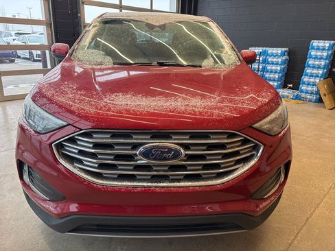 Used 2022 Ford Edge SEL w/ Convenience Package image 4