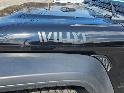 Used 2021 Jeep Wrangler Unlimited Sport image 3