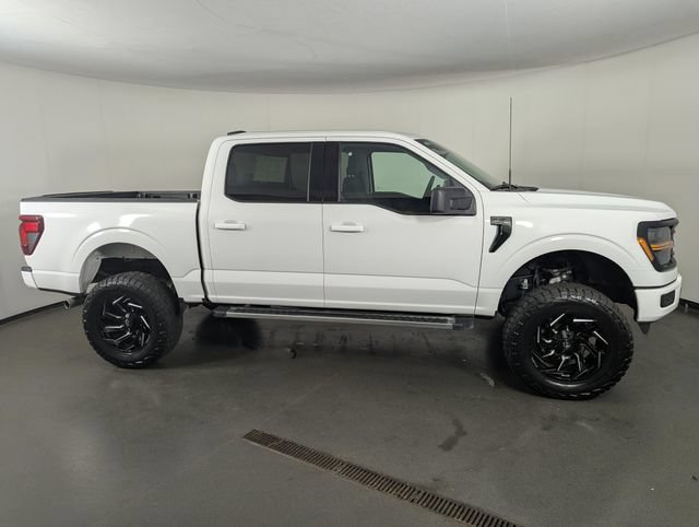 Used 2025 Ford F150 XLT w/ Equipment Group 301A Standard AWD/4WD image 9