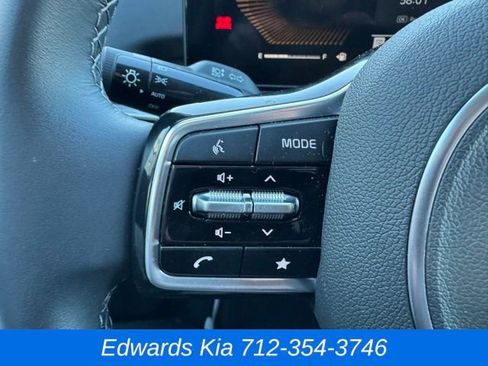 New 2025 Kia Sorento S image 19
