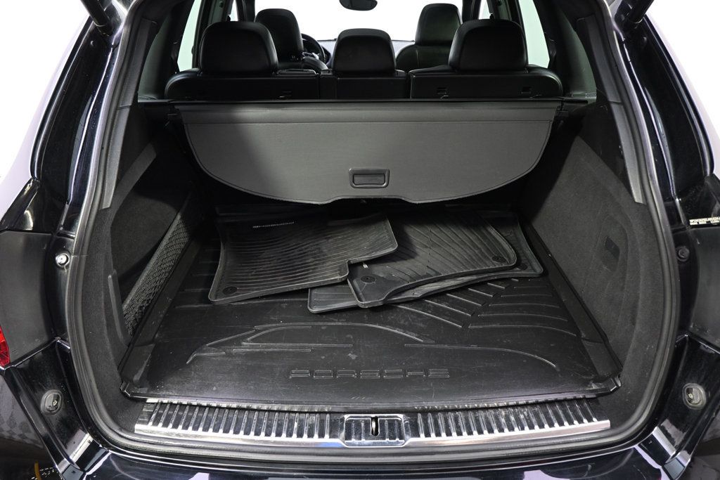 Used 2014 Porsche Cayenne Platinum Edition AWD/4WD image 19
