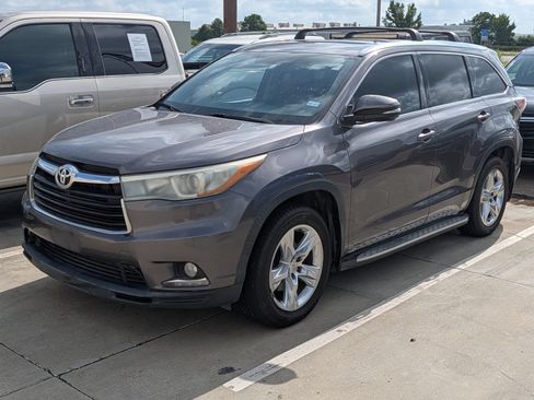 Used 2015 Toyota Highlander Limited FWD image 9
