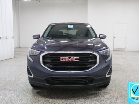 Used 2018 GMC Terrain SLE image 3
