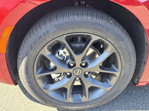 New 2026 Chrysler Pacifica Limited w/ S Appearance Package image 10