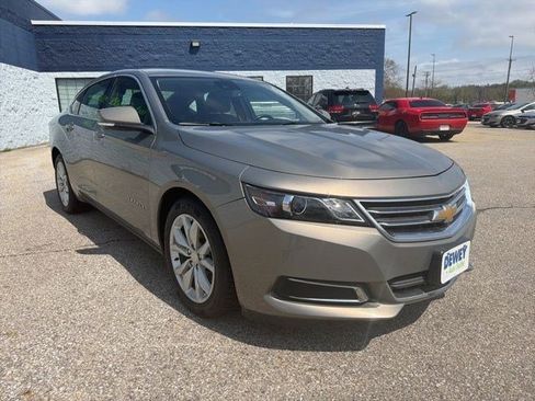 Used 2017 Chevrolet Impala LT w/ Leather Package FWD image 7