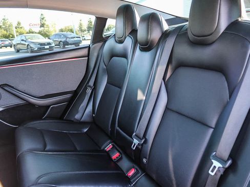 Used 2024 Tesla Model 3 Standard Range image 18