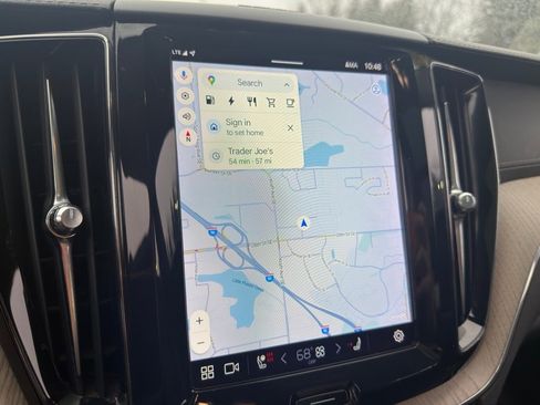 Used 2022 Volvo XC60 T8 Inscription w/ Advanced Package image 27