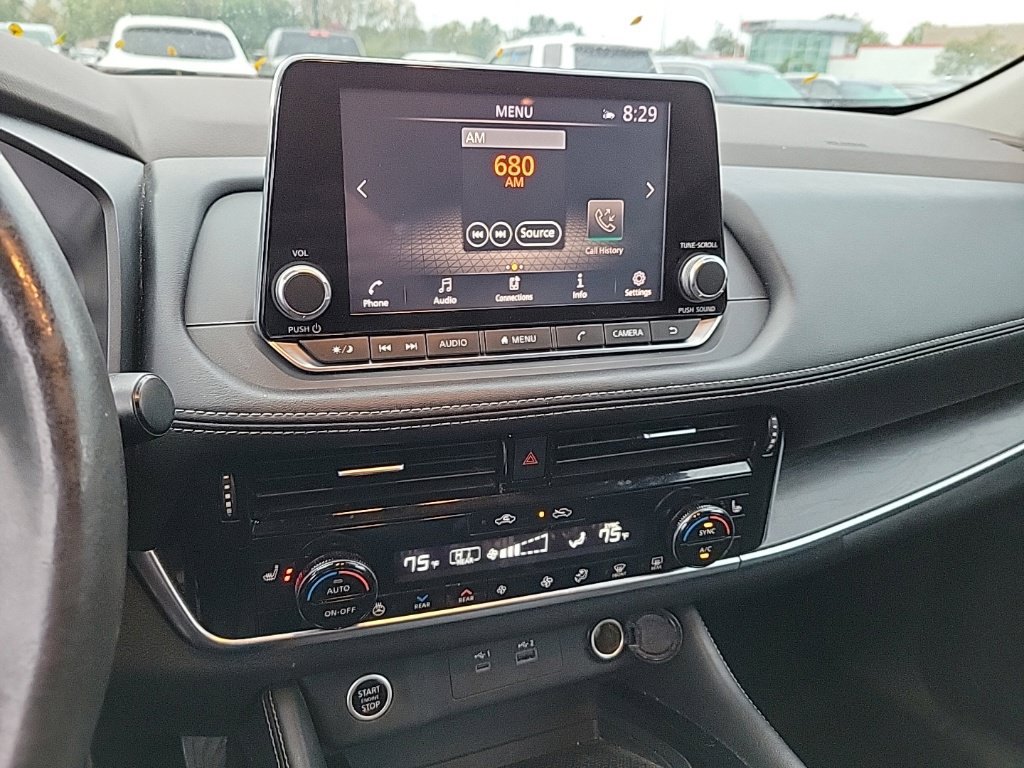 Used 2021 Nissan Rogue SL AWD/4WD image 9