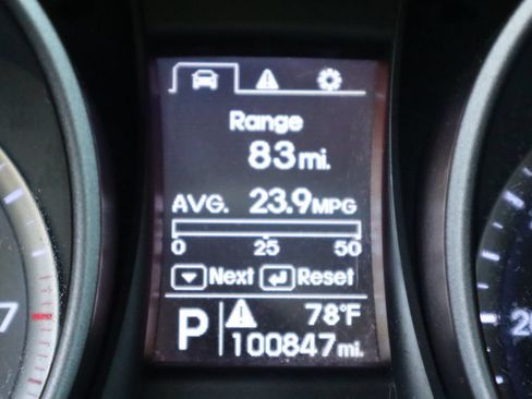 Used 2013 Hyundai Santa Fe Sport FWD image 44