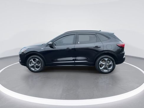 Used 2023 Ford Escape ST-Line w/ Tech Pack #1 AWD/4WD image 5