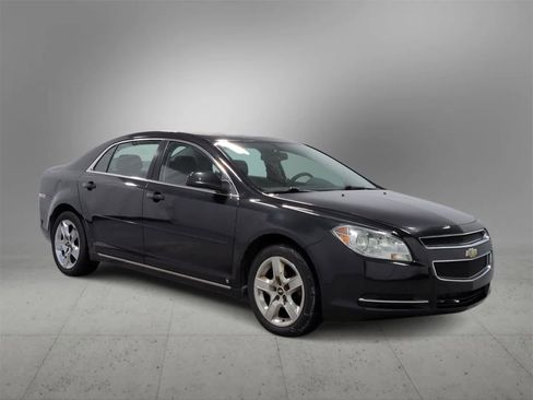 Used 2009 Chevrolet Malibu LT w/ Power Convenience Package image 2