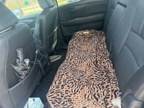 Used 2022 Honda Passport TrailSport image 17