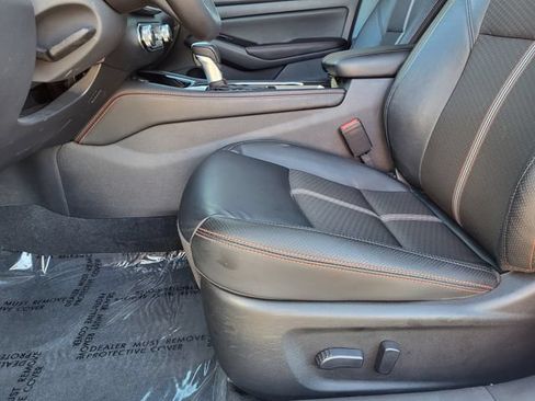Certified 2025 Nissan Altima 2.5 SR FWD image 24