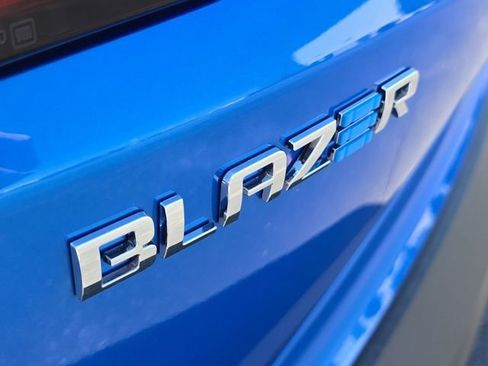 New 2025 Chevrolet Blazer EV LT image 30