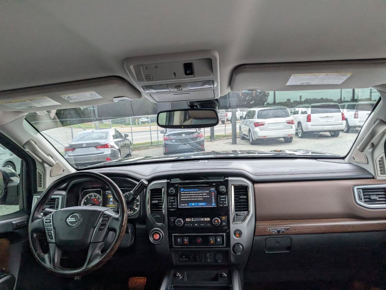 Used 2018 Nissan Titan Platinum Reserve w/ Platinum Utility Package RWD image 21