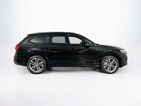 Used 2026 Audi Q7 3.0T Premium w/ Convenience Plus Package AWD/4WD image 6