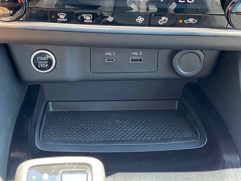 Used 2022 Nissan Rogue SV FWD image 21